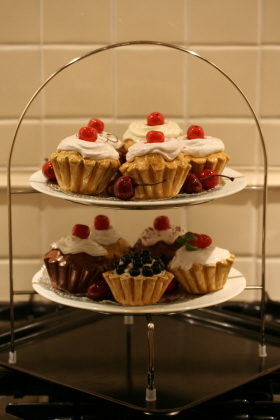jo%20cakes%20clay.jpg
